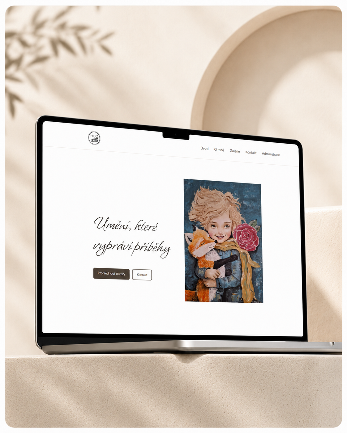 Náhled webu HooDesign na notebooku